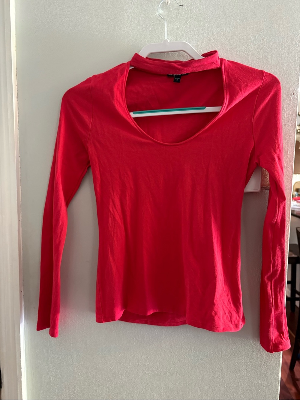 Women’s Red Long-Sleeve Scoop Neck Top
